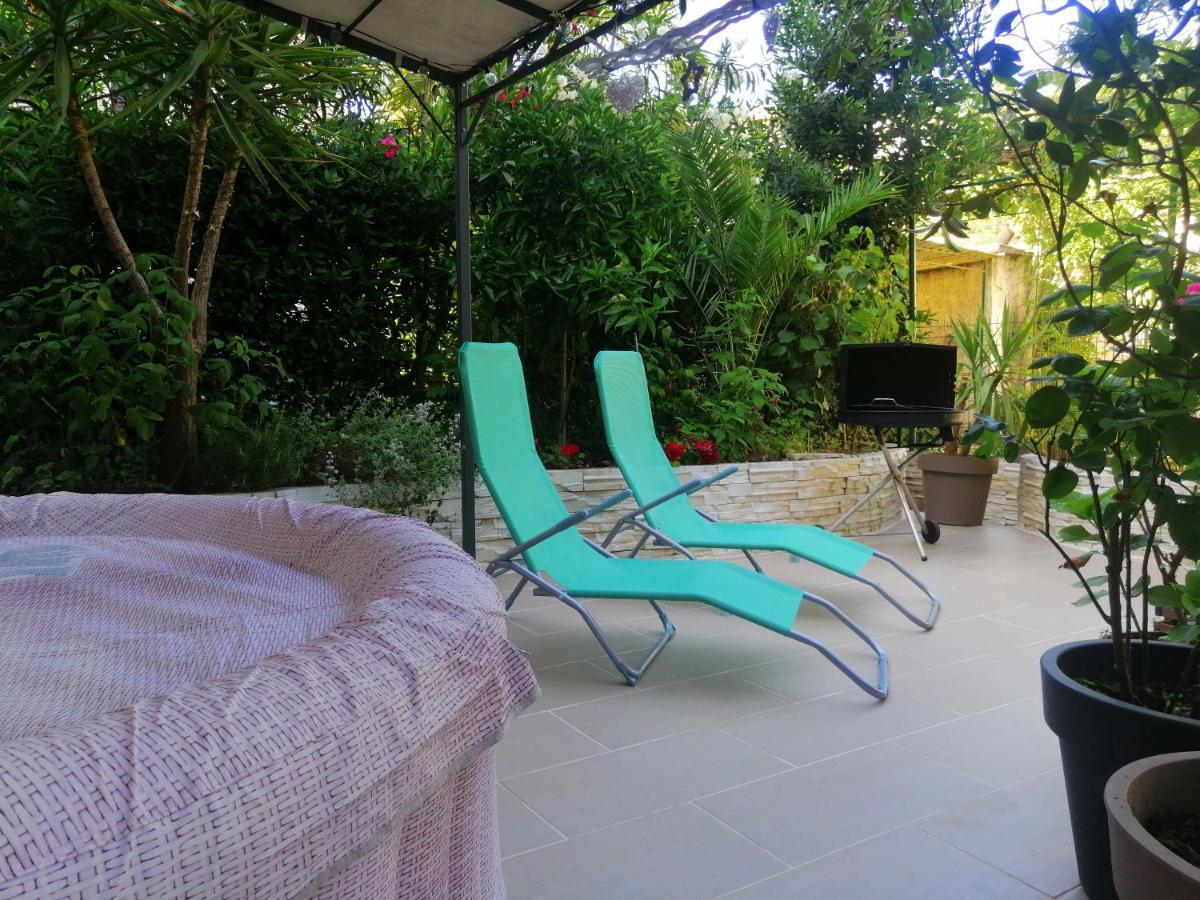 Paradise Jacuzzi & Sauna Ika Εξωτερικό φωτογραφία